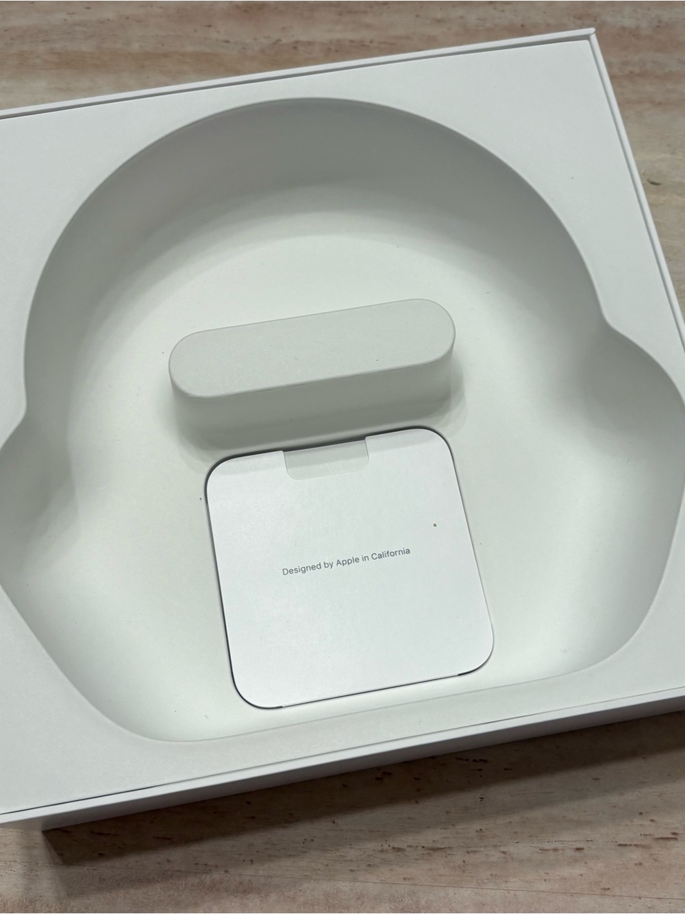 AirPod Max Headphones 1st Gen. Sky Blue - Picture 8 of 12